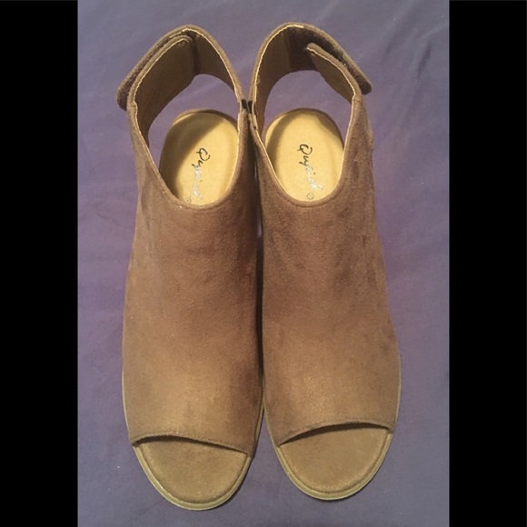 Qupid Shoes - Qupid Faux Suede Peep Toe Boots